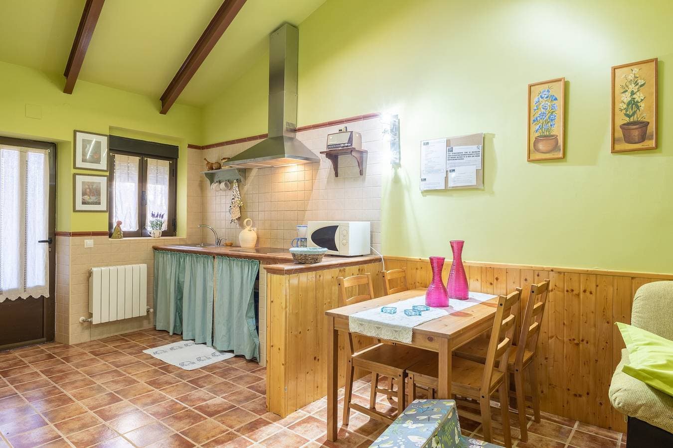 Foto 9 von 25: Casa Rural 'Siesta y Brisca' in Ávila mit Blick auf die Sierra, Terrasse und Balkon