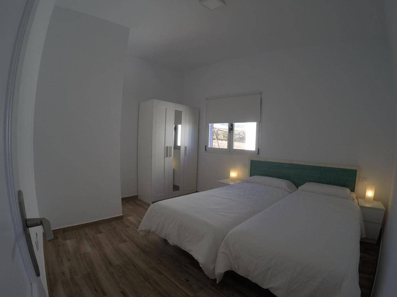 Foto 13 von 55: Studio Apartment with Sea View