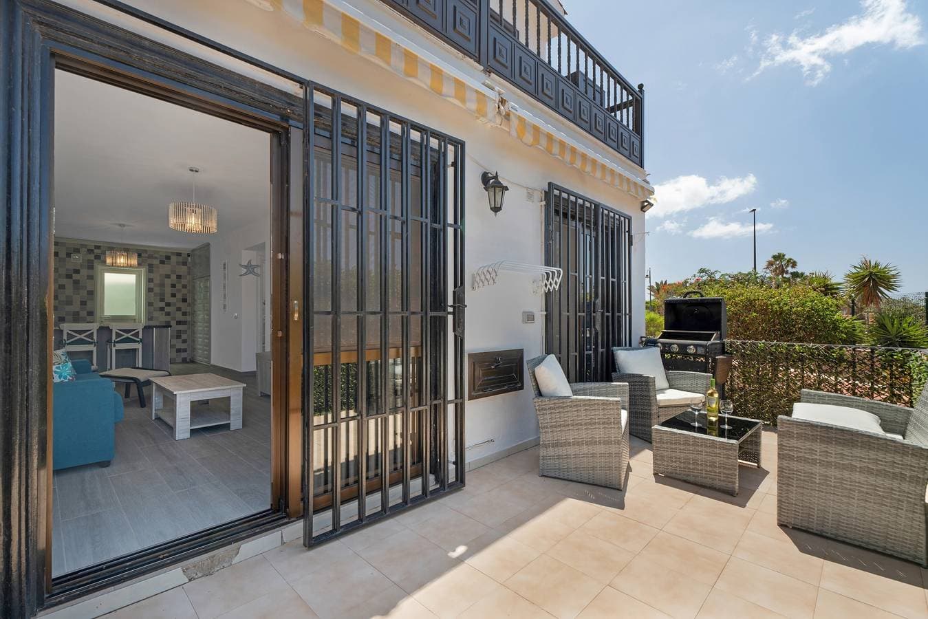 Foto 3 von 26: Ferienwohnung 'Adelfa Golf' mit Bergblick, Gemeinschaftspool und WLAN