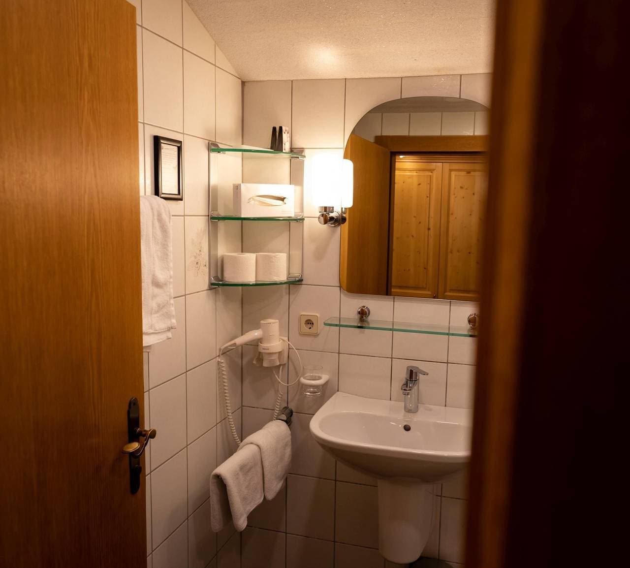 Foto 11 von 25: Doppelzimmer