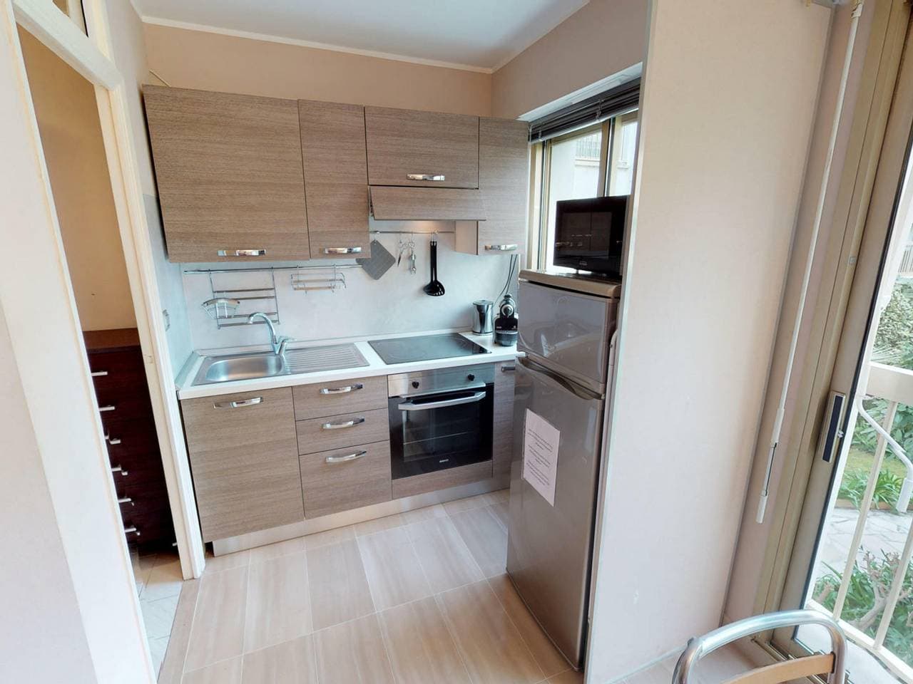 Foto 3 von 18: Renoviertes ruhiges Studio mit Alkoven