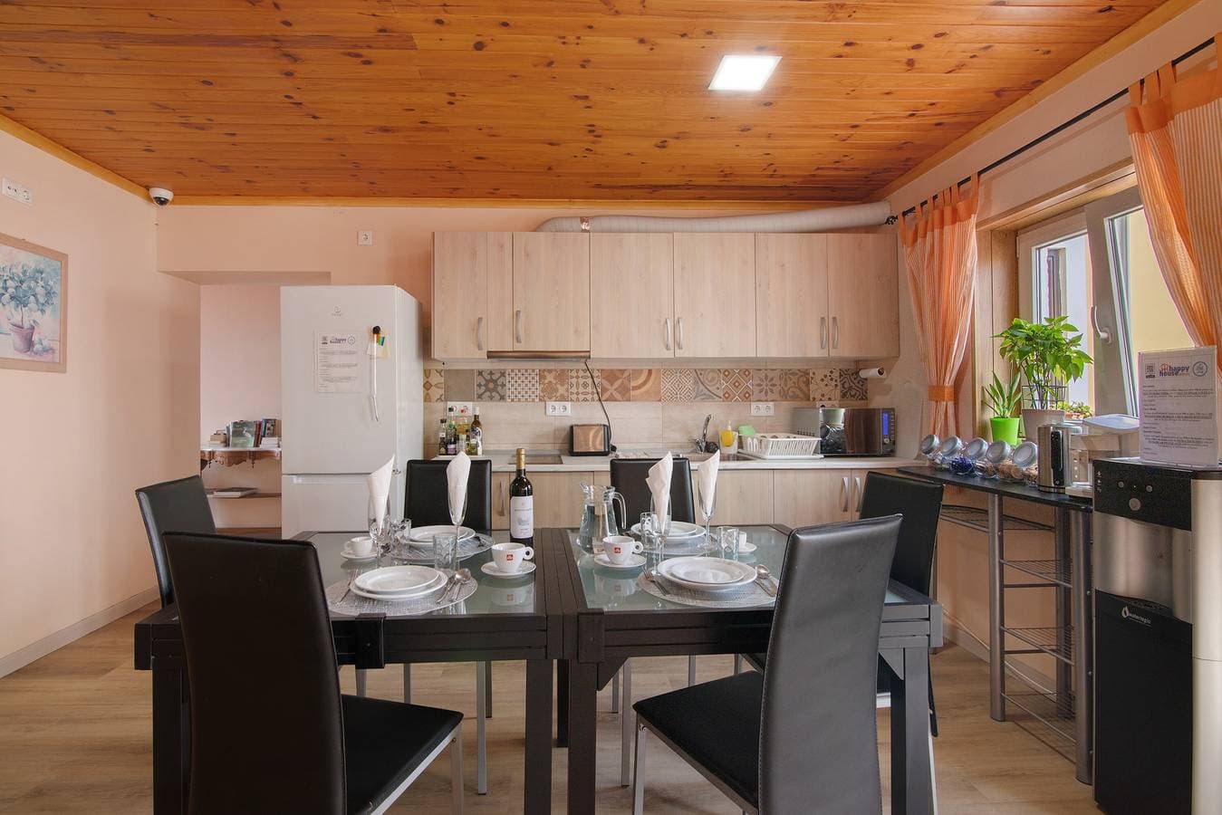 Foto 13 von 33: Ferienwohnung 'Quarto Twin 203' mit gemeinsamer Terrasse, WLAN und Klimaanlage