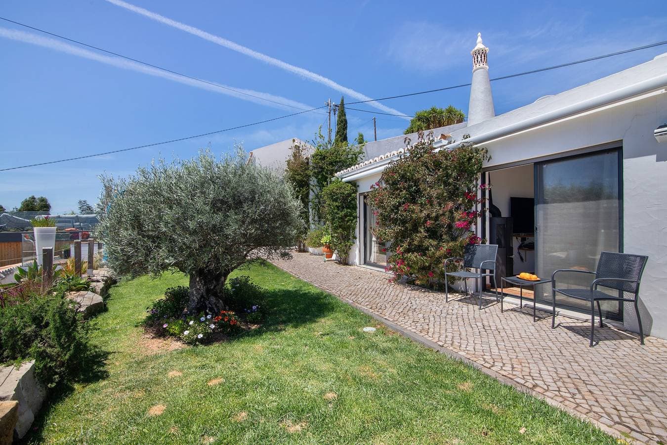 Foto 6 von 45: Ferienwohnung 'Casa 3 Limões' mit Bergblick, Wi-Fi und Klimaanlage