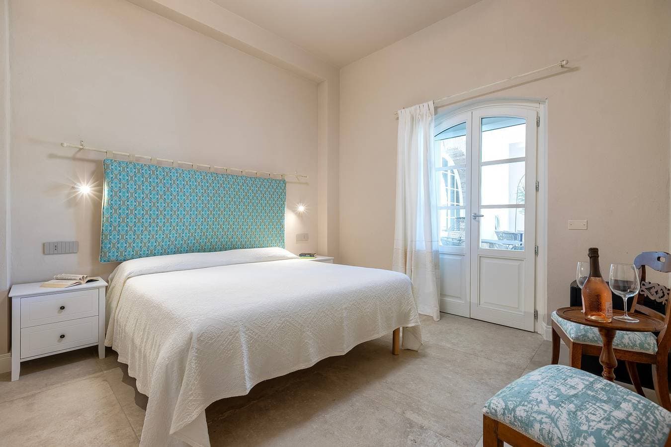 Foto 2 von 28: Zimmer 'Linda' mit Gemeinschaftspool, WLAN und Klimaanlage