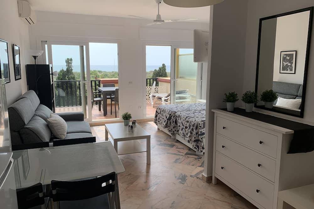 Foto 9 von 16: Apartment 817 on the beachfront with sea views