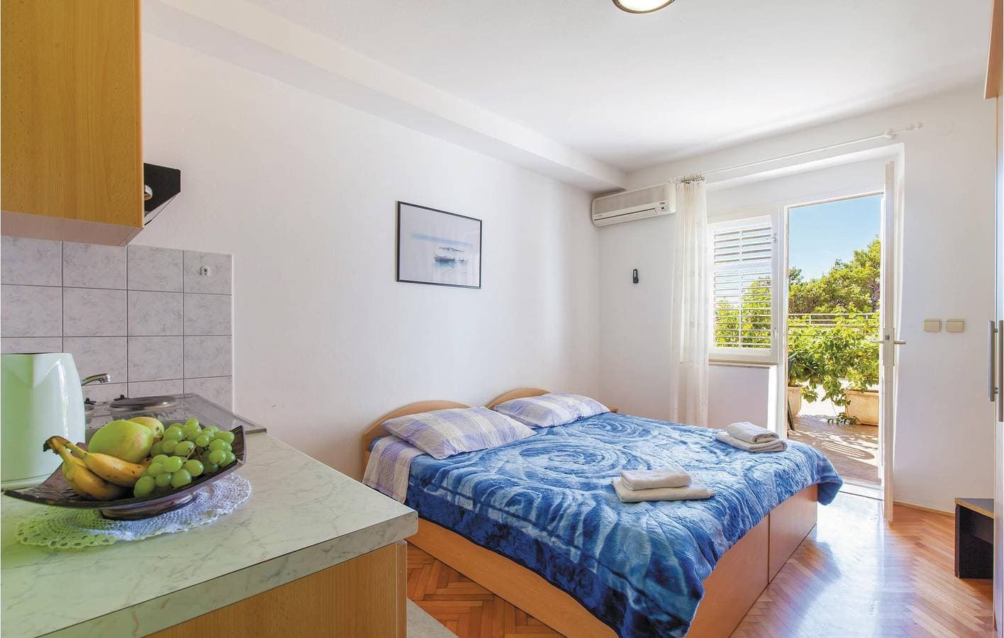 Foto 9 von 27: Gemütliche Ferienwohnung mit Pool, WLAN und Garage – 2,5 km vom Strand entfernt!