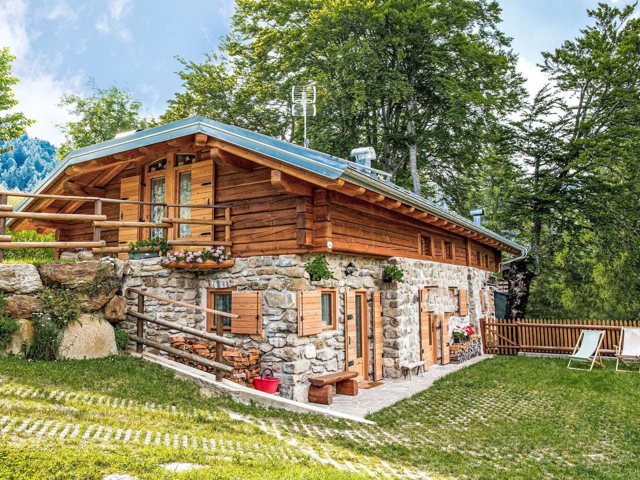 Ronchi Valsugana: Gemütliche, rustikale, freistehende Alphütte Baita al Compo 1