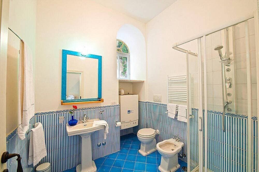 Foto 7 von 30: Villa Elidea C: An elegant and welcoming apartment which faces the sun and the sea, with Free Wi-Fi.