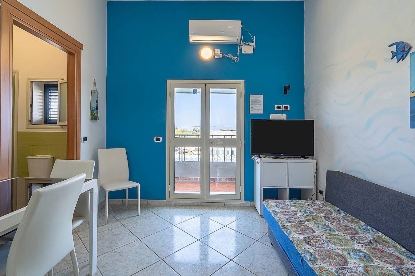 Foto 10 von 38: Ferienwohnung 'Cascina Di Barone - Vista Mare' mit Meerblick, WLAN und Klimaanlage