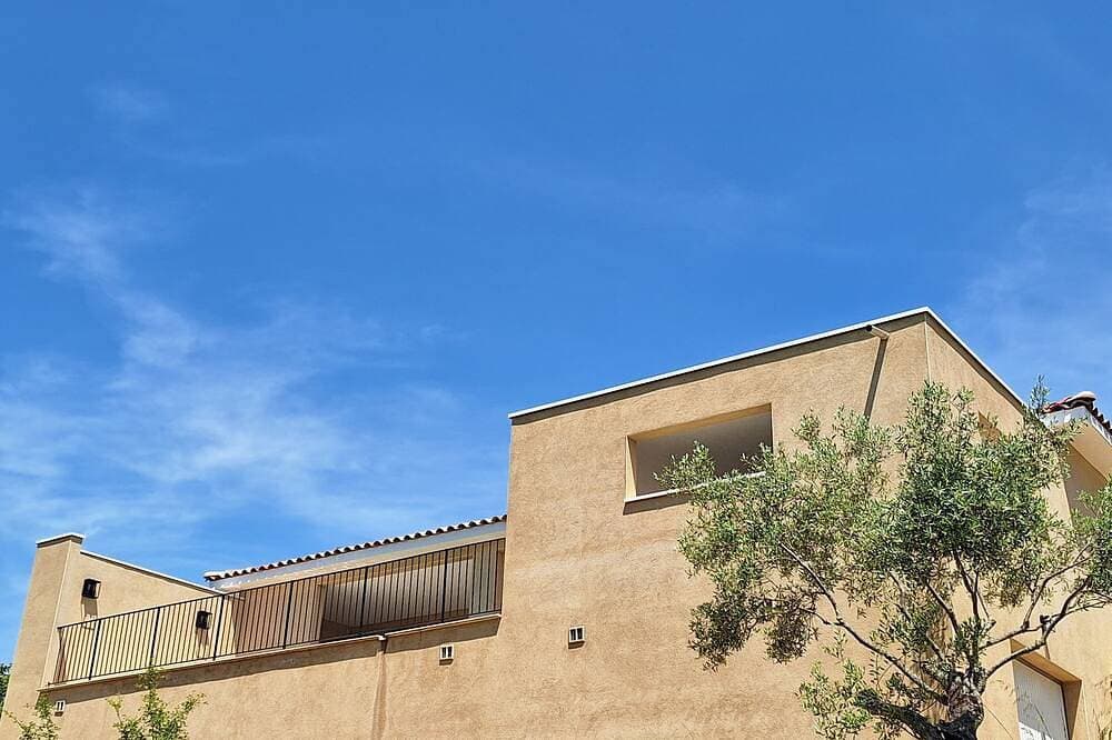 Foto 11 von 30: Superbe Villa Neuve et Belle Piscine au Pied des Cévennes !