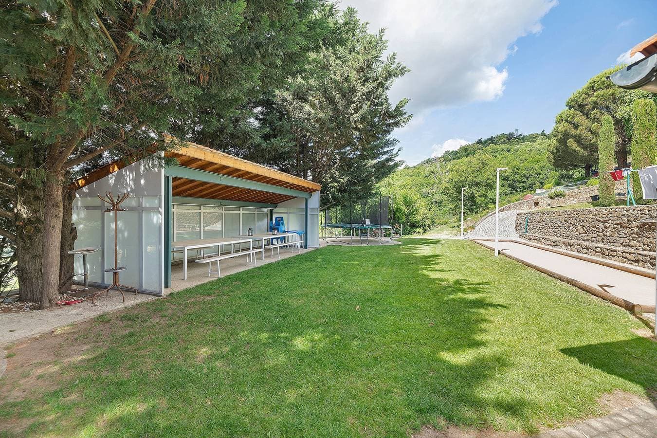 Foto 13 von 23: Chalet „Au Domaine De Cabu“ mit Bergblick, Gemeinschaftspool und WLAN