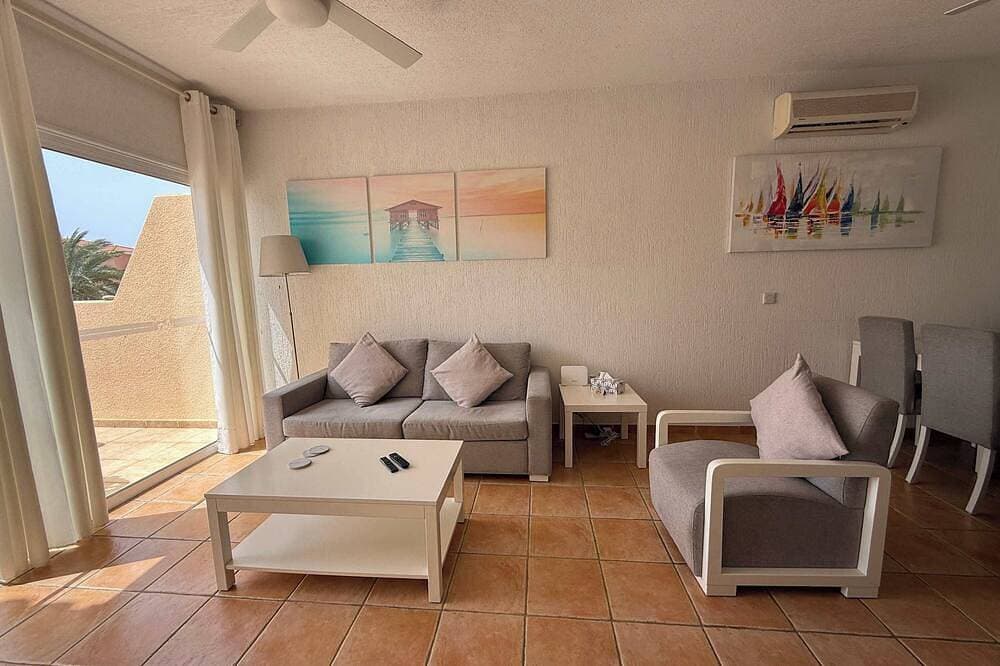 Foto 9 von 21: Limnaria | Large 1Br Sunny Apt | Amazing Pool Views