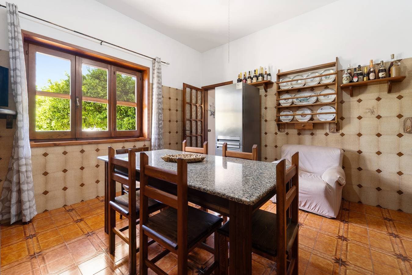 Foto 13 von 27: Ferienwohnung '2' mit Gemeinschaftsgarten, Balkon und Klimaanlage