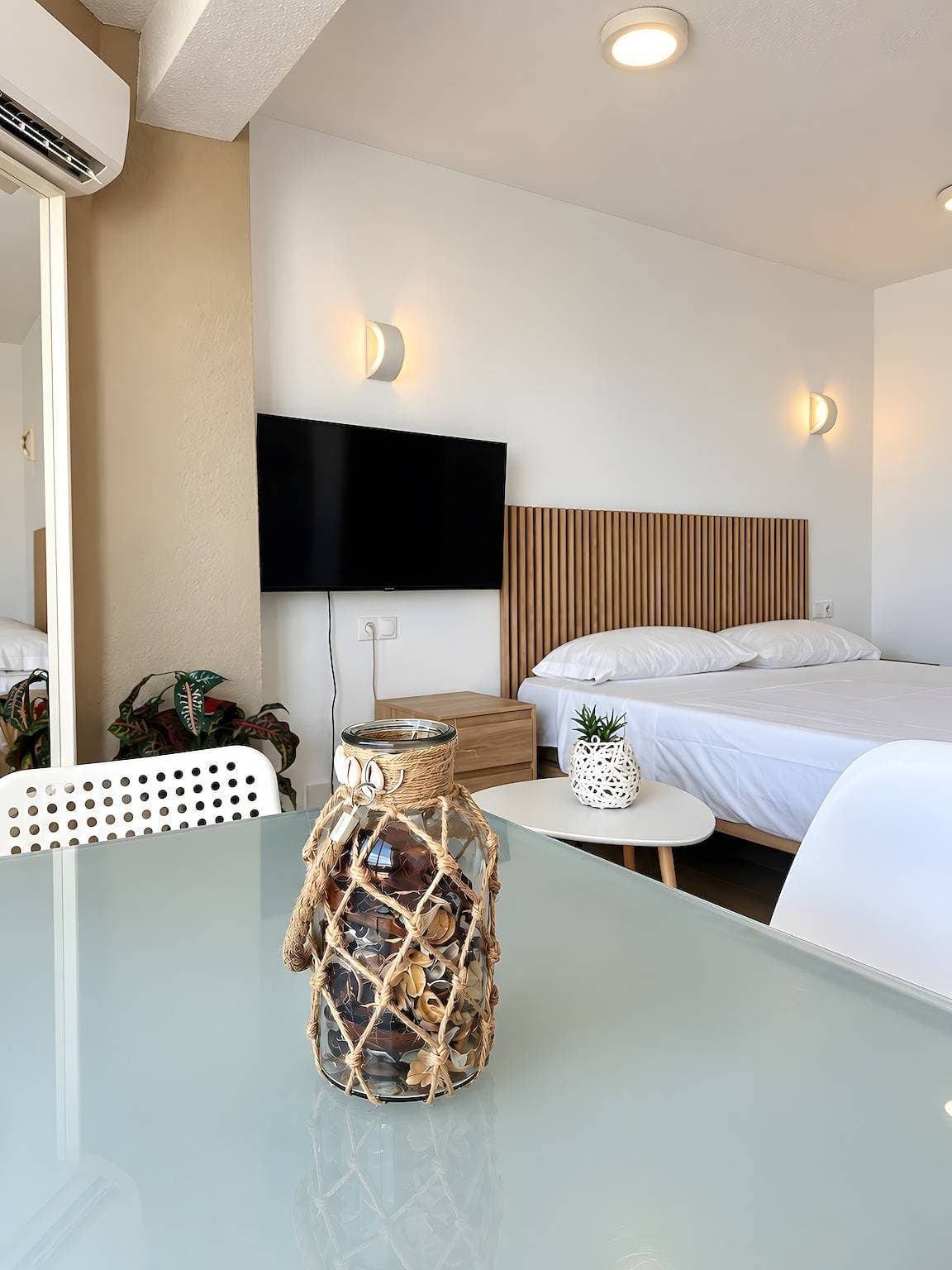 Foto 5 von 28: Studio-Apartment 'Sol Y Breeze' mit Meerblick, WLAN und Klimaanlage