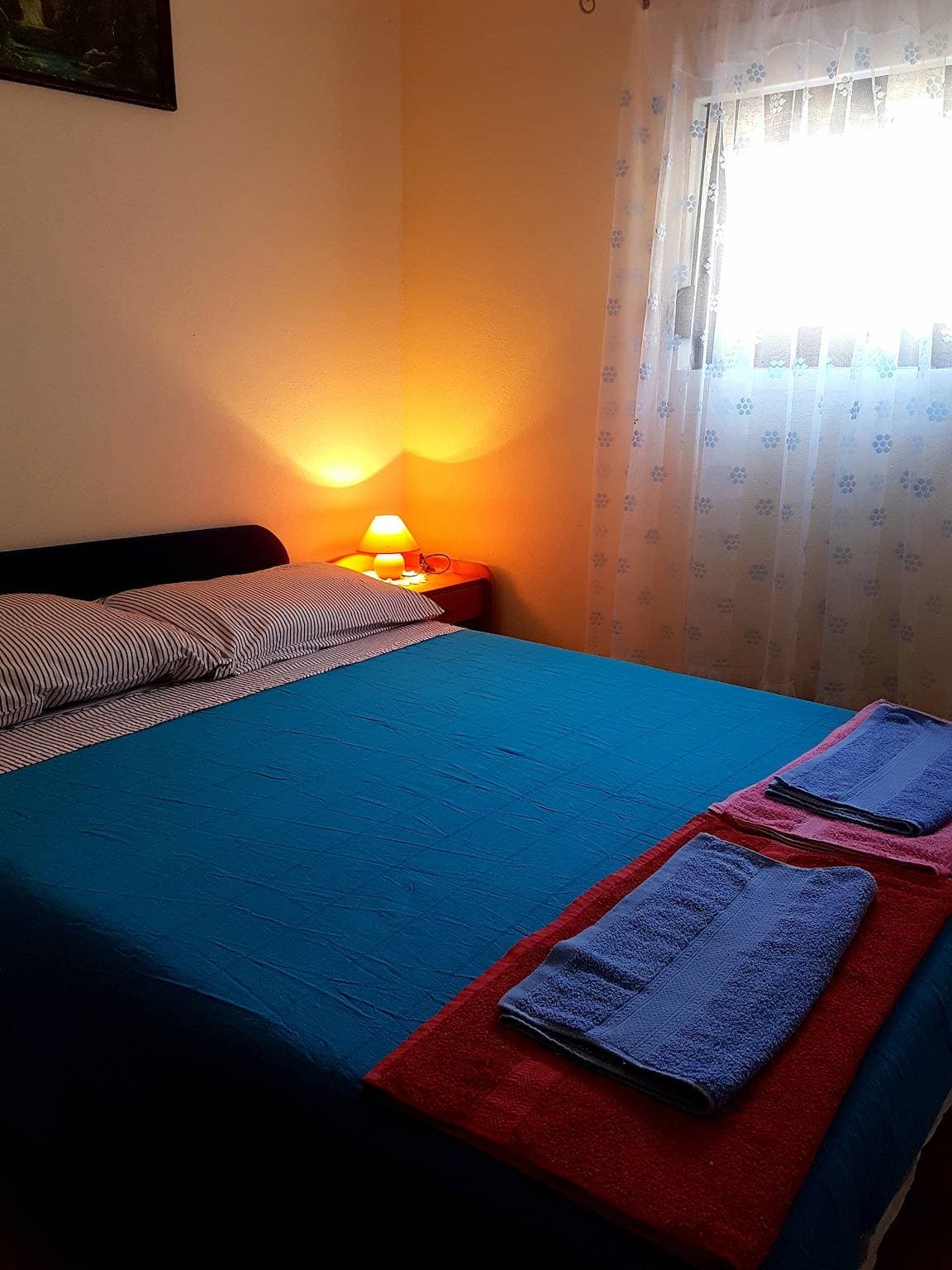 Foto 8 von 12: 1-Zimmer-Ferienwohnung mit Terrasse und Meerblick Bucht Prapatna, Hvar -b