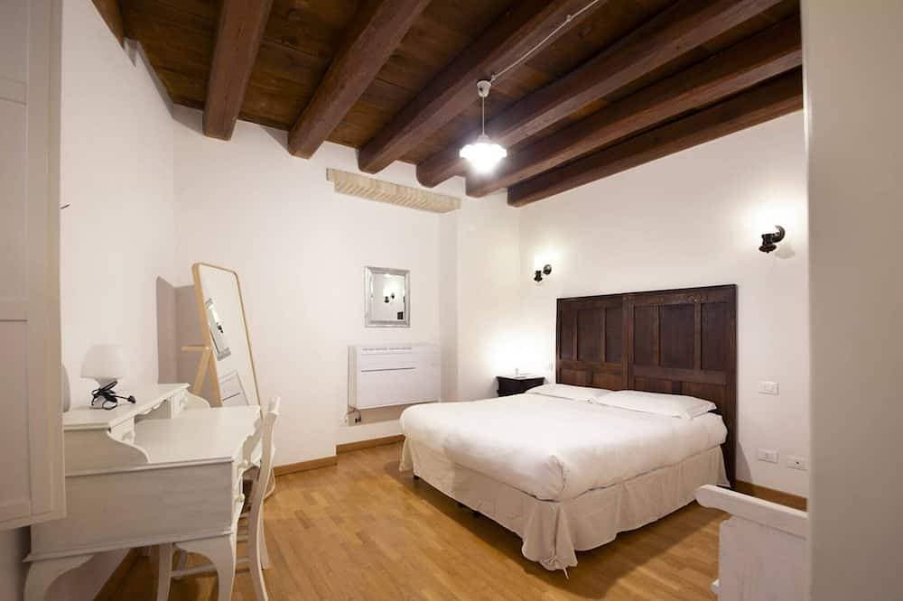 Foto 5 von 14: Lovely apartment fot 4 at side of Duomo in Castello district