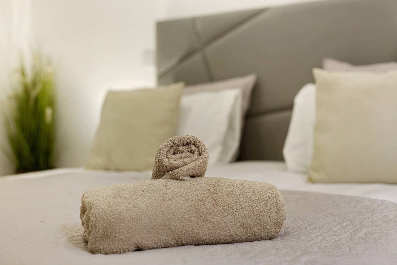 Foto 8 von 24: Suite-Zimmer mit Bergblick, WLAN und Klimaanlage