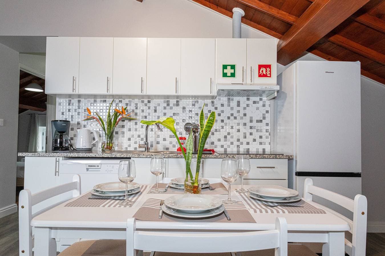 Foto 5 von 42: Ferienwohnung „Oásis Fonte Grande 3“ mit Meerblick, Terrasse und WLAN