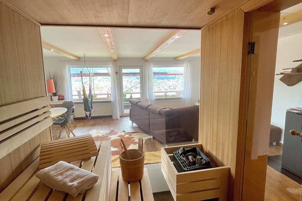 Foto 8 von 21: Panoramablick mit Balkon, große Sauna, Hund erlaubt - Alpenjuwel 2 Oberstdorf