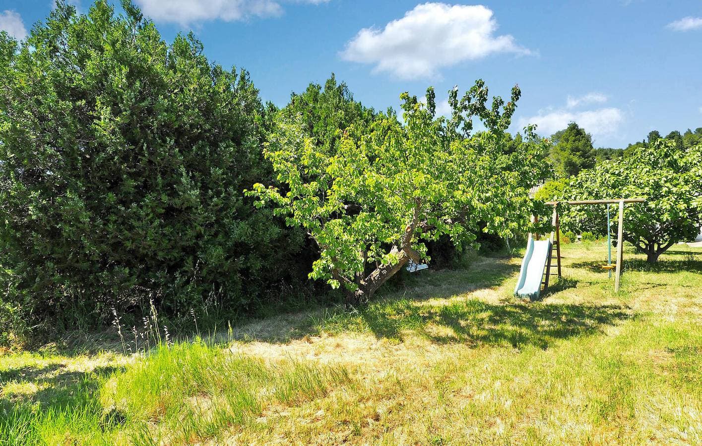 Foto 12 von 35: Gemütliche Wohnung mit Pool, Parkplatz & WiFi, in der Nähe von Paradou