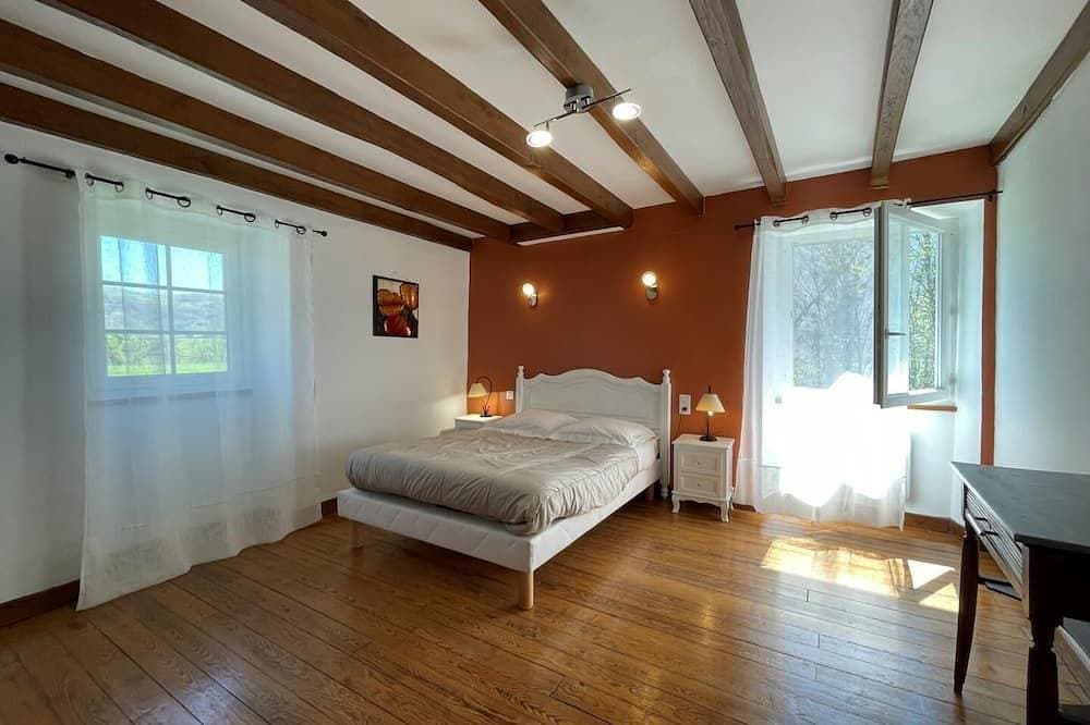 Foto 2 von 15: Spacious house close to mountains and beaches