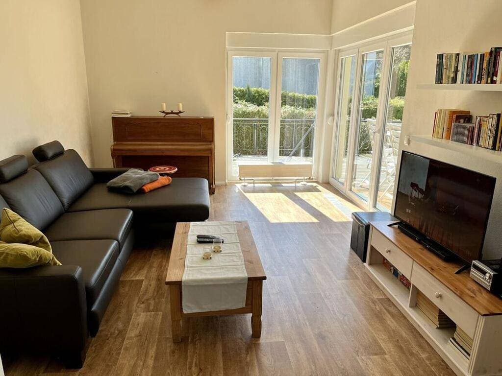 Foto 11 von 17: Two-Bedroom Holiday Home