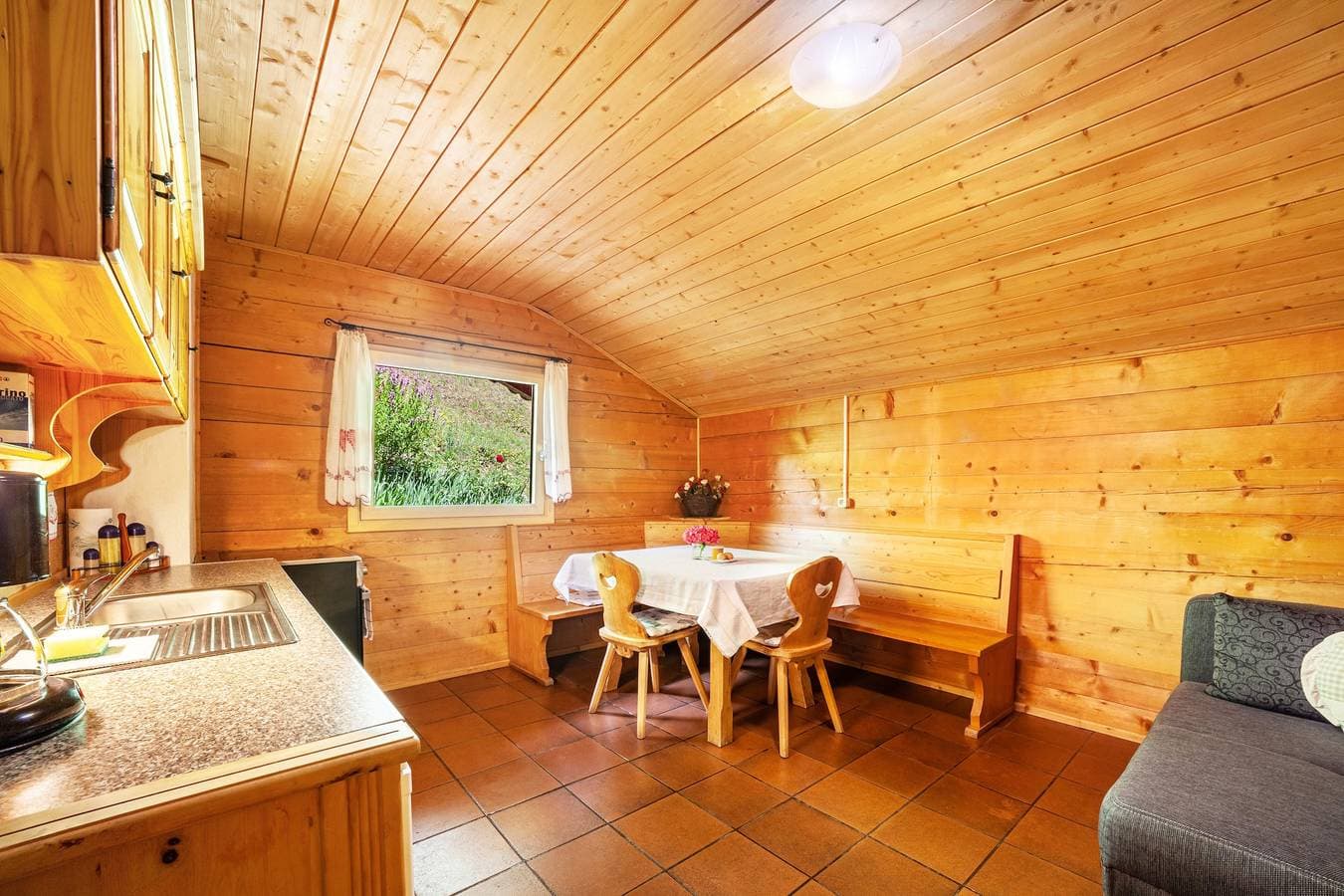 Foto 9 von 34: Ferienwohnung 'Almbergerhof Wohnung Hirzer' mit Bergblick und Balkon