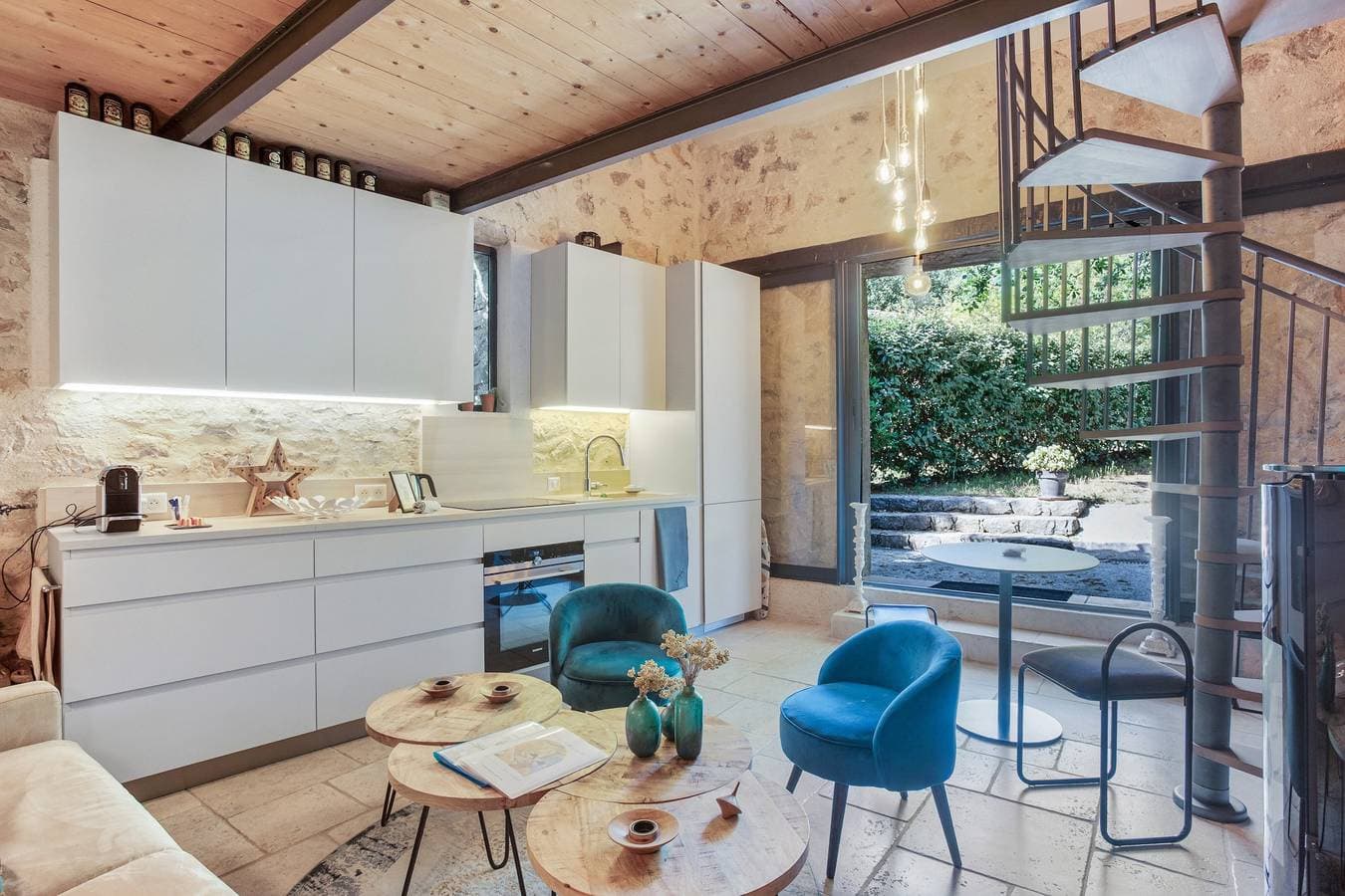 Foto 4 von 22: La Petite Maison D'emmanuelle – Romantische Auszeit im Grünen