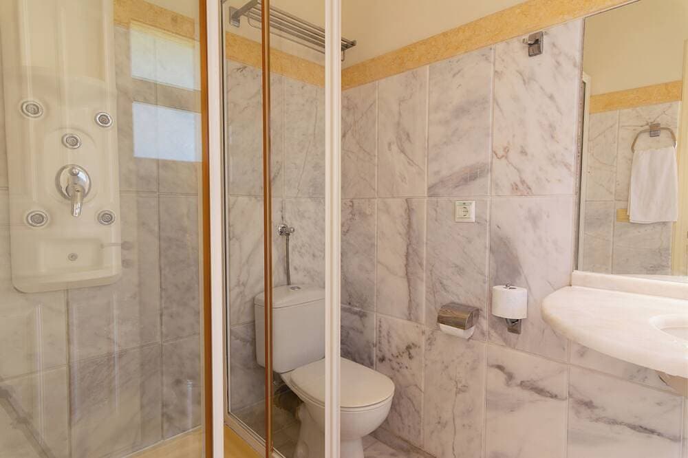 Foto 10 von 30: Private Pool Villa Odyssey in Dassia Corfu