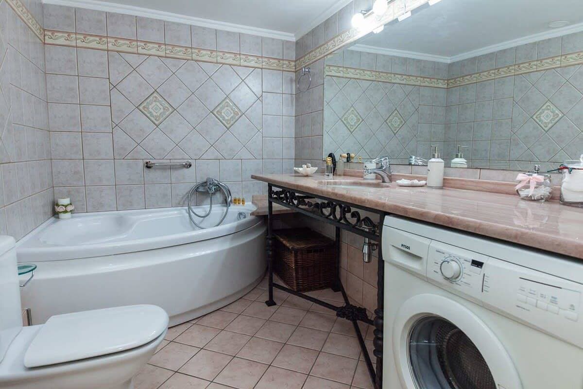 Foto 4 von 60: Sophisticated 2-Bedroom Retreat in Petroupoli