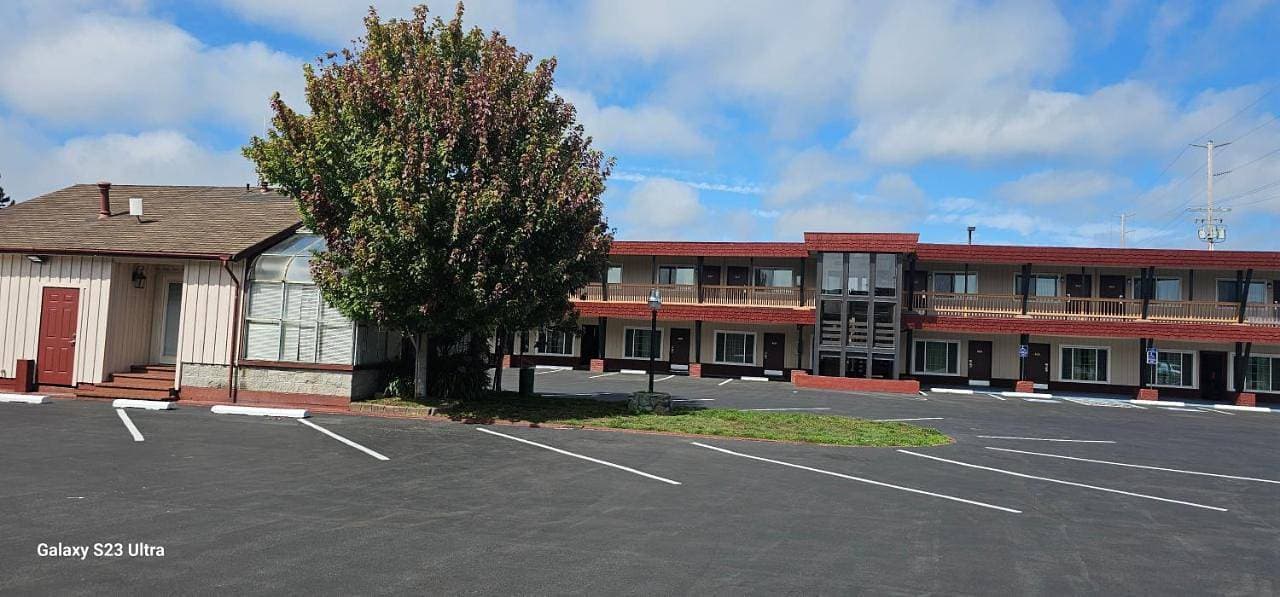 North Coast Inn 1