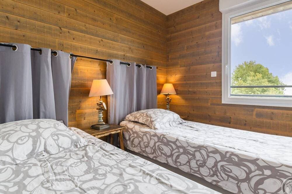 Foto 7 von 21: ZeitgenÃ¶ssische Villa mit Meerblick - Pers.