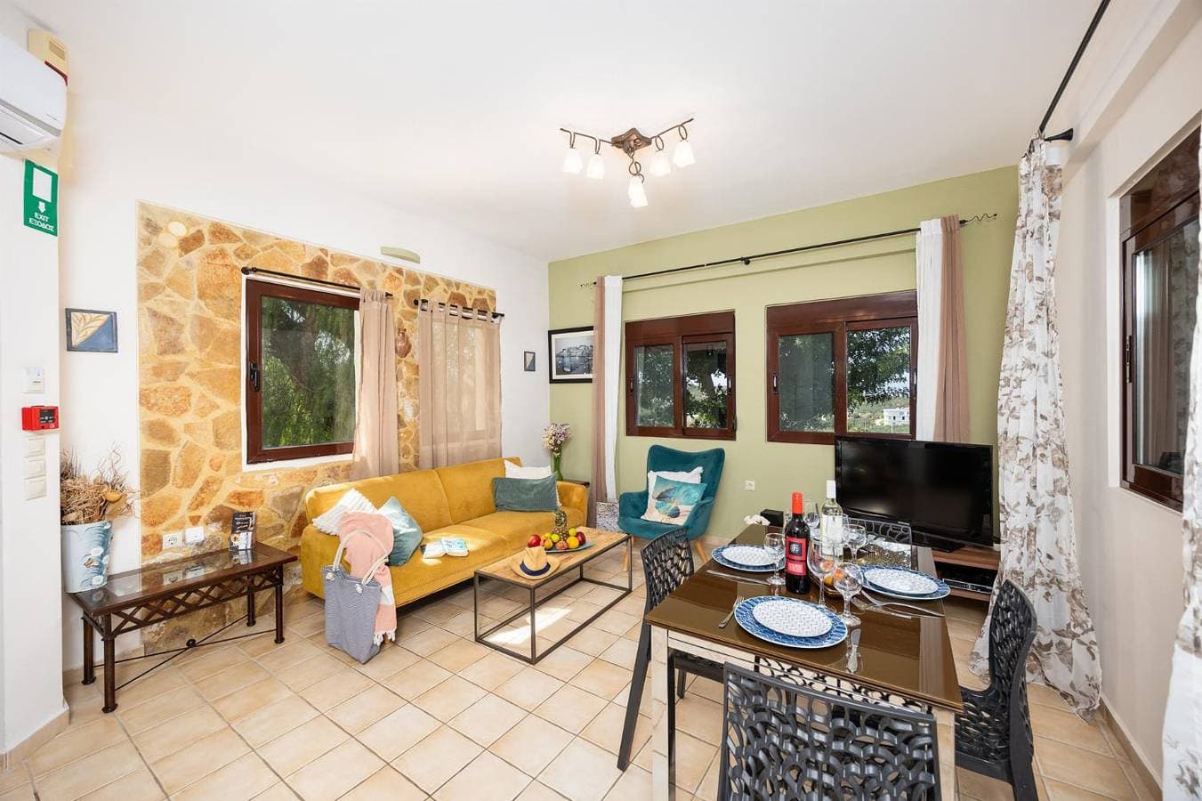 Foto 12 von 32: Villa für 6 Personen mit Garten