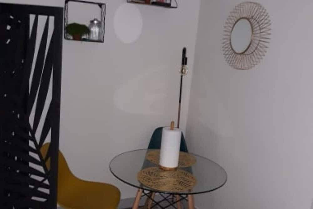 Foto 11 von 13: ScandiChic De La Gare Studio