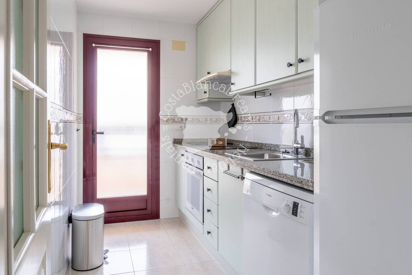 Foto 10 von 23: Apartamento Nico Beach