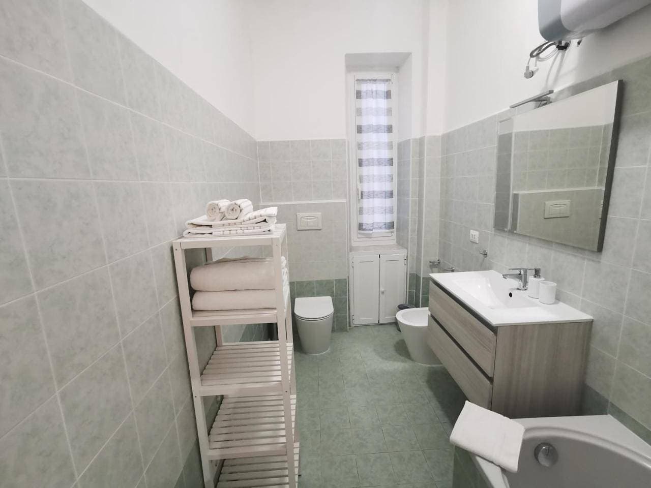 Foto 13 von 24: Double Room with Private External Bathroom