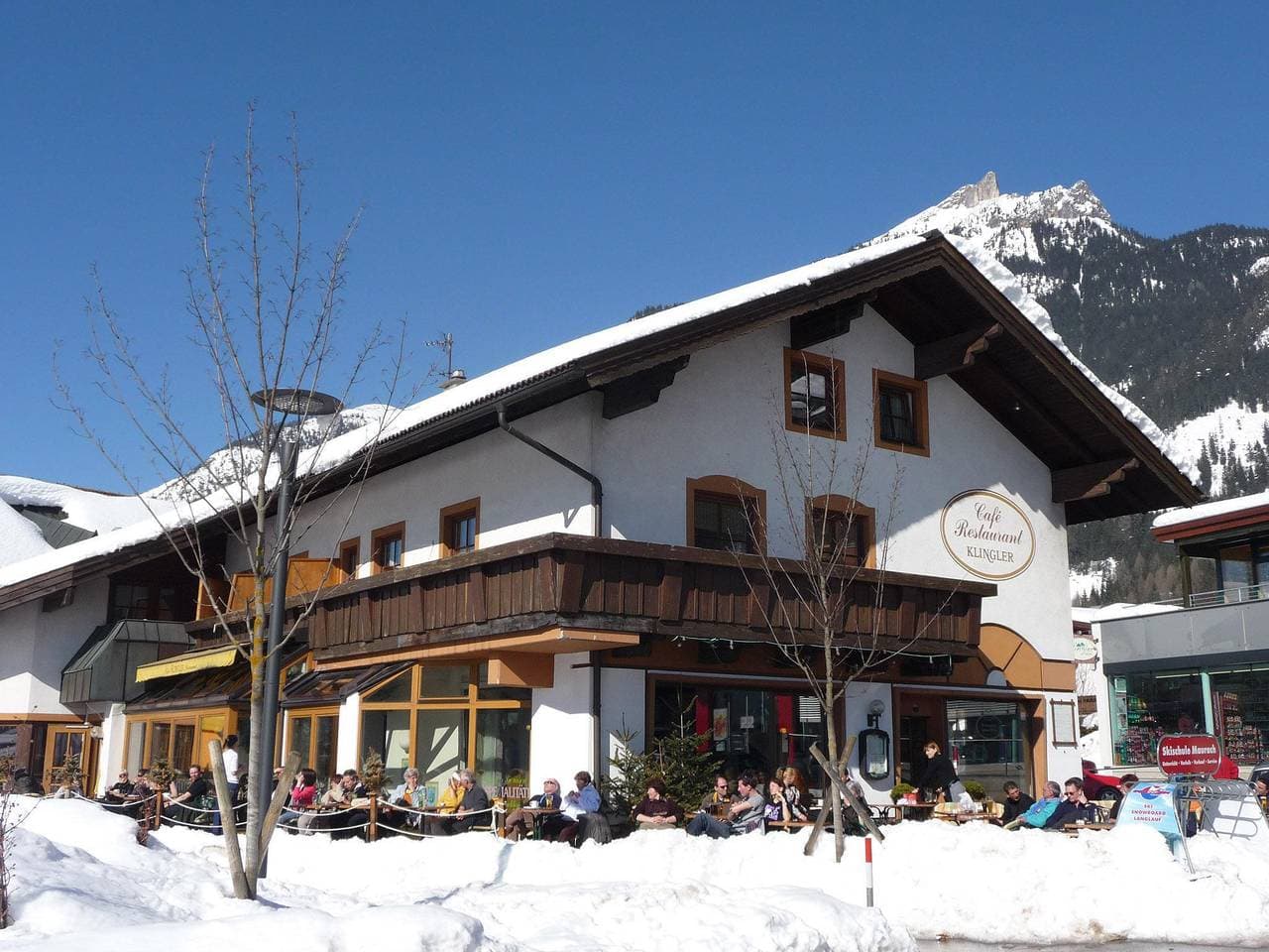 Foto 2 von 25: Familienzimmer (33 m²) - Balkon ab 14 Nächte