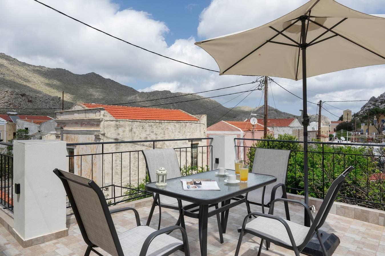 Thea home Symi 1