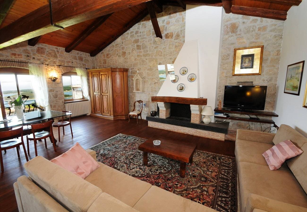Foto 9 von 33: Villa Carla | Istrian Stone Villa with Sea View