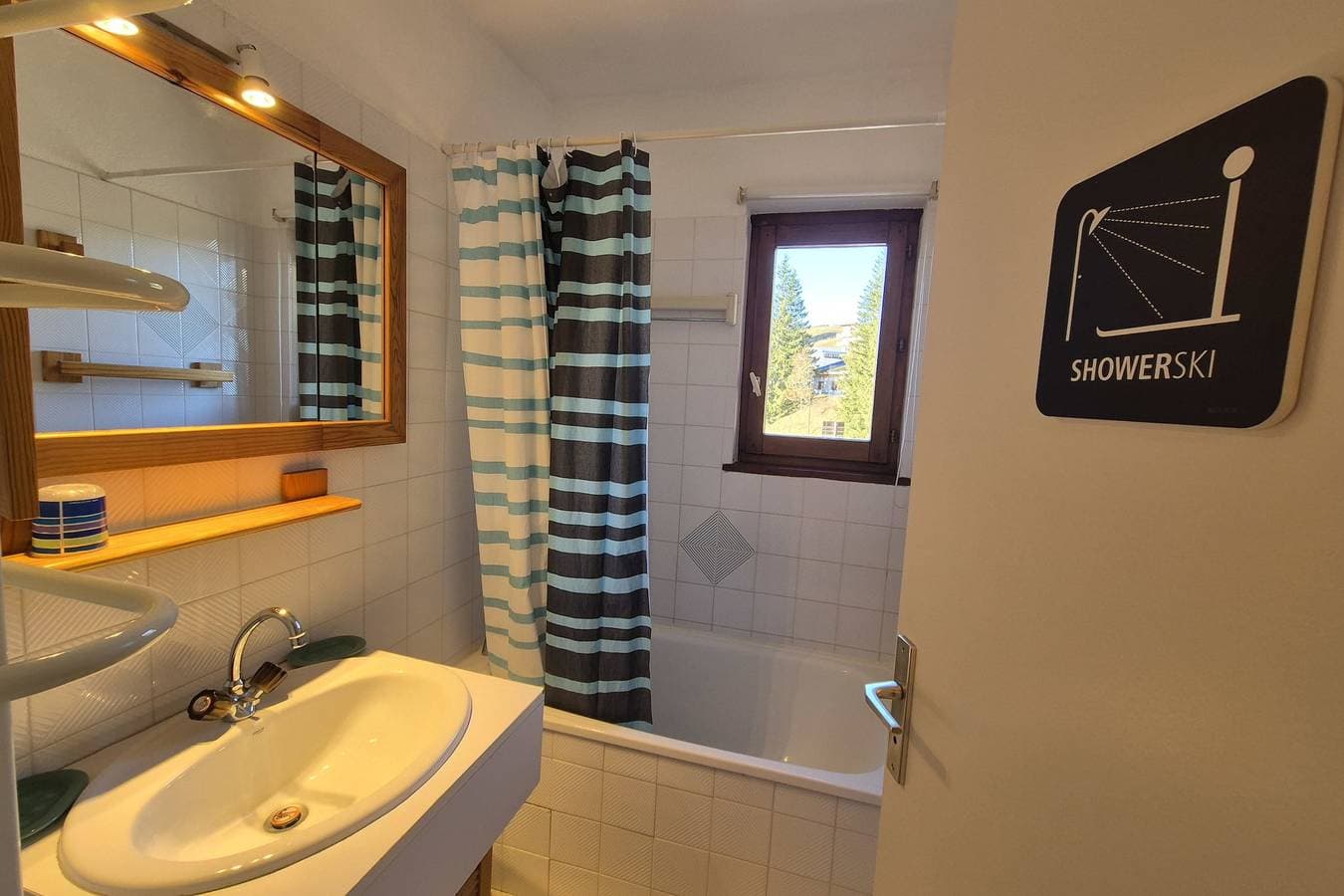 Foto 6 von 25: Ferienwohnung für 4 Personen mit Terrasse