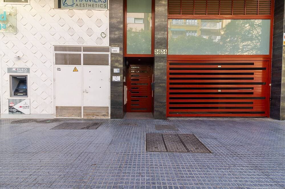 Foto 13 von 24: 400 Meter Strand Malaga Zentrum 10 Minuten Fahrt