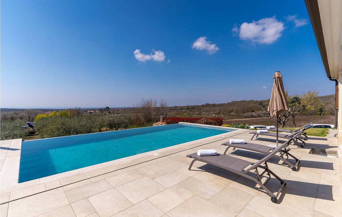 Foto 8 von 49: Gemütliche 2-Zimmer-Wohnung mit Pool und Terrasse in der Nähe der Restaurants und Sehenswürdigkeiten von Visnjan