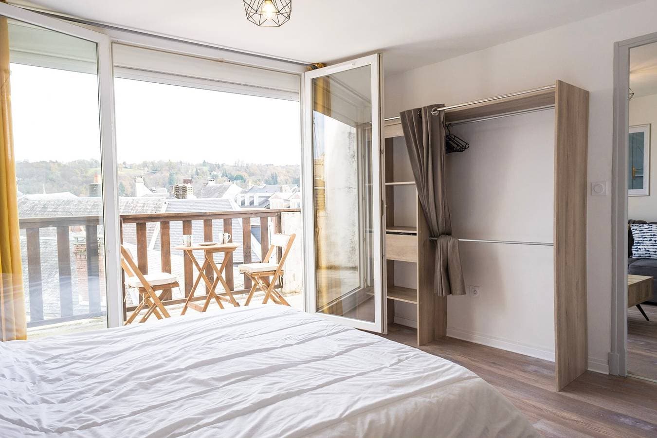 Foto 11 von 14: Charmante 2-Zimmer-Wohnung mit Balkon und WLAN – Bagnères-de-Bigorre