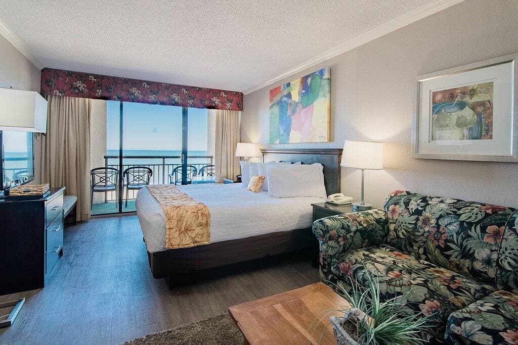 Foto 2 von 30: Wunderschönes Studio direkt am Meer mit einem großen und privaten Balkon am Meer