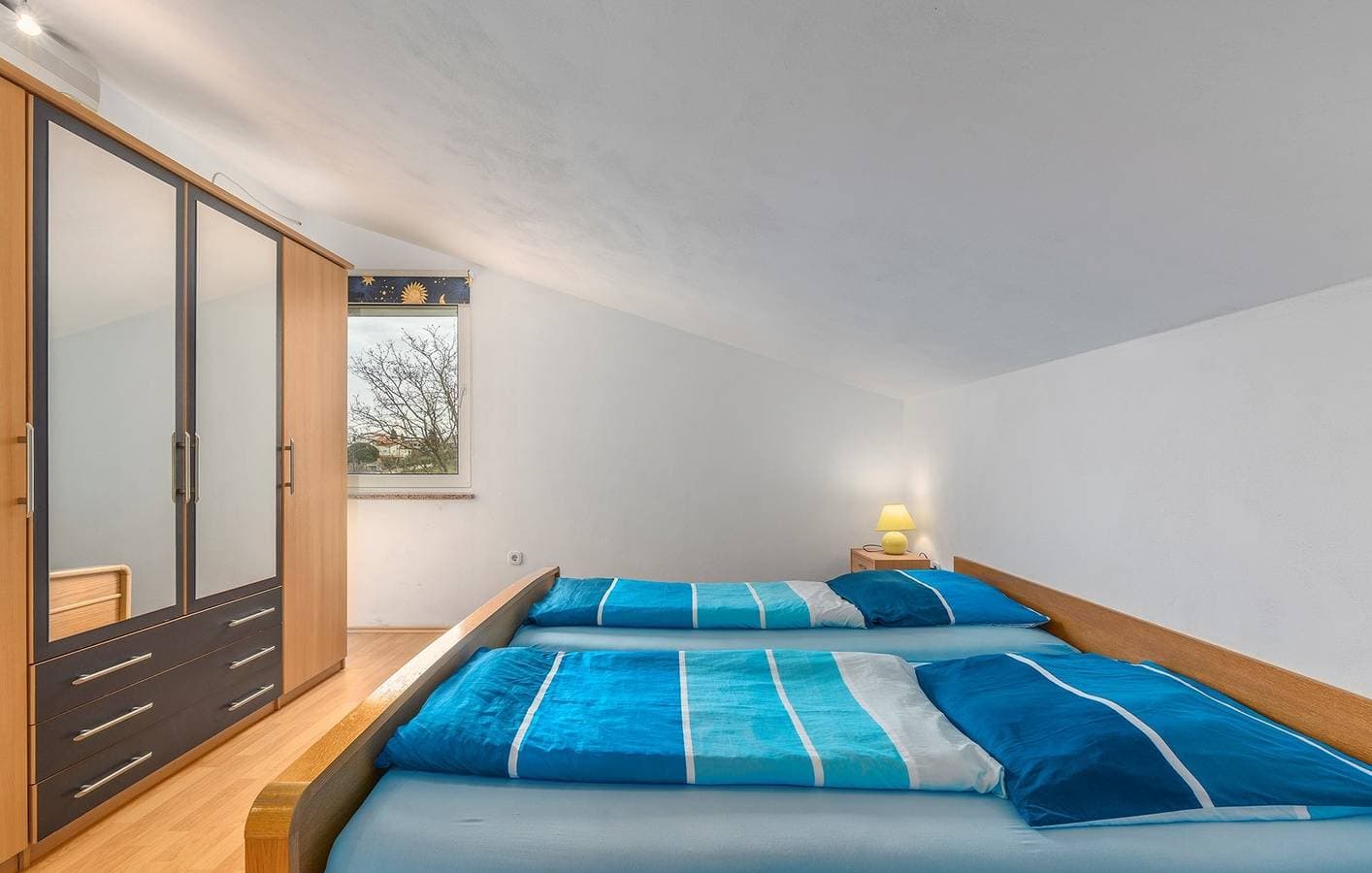 Foto 12 von 27: Ferienwohnung Leko IV mit gemeinsamen Pool und Garten