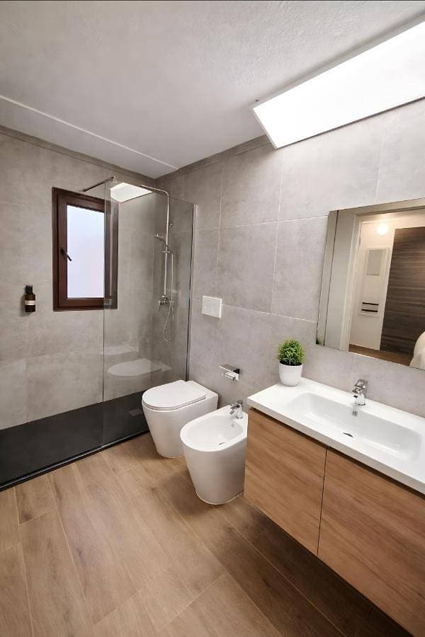 Foto 4 von 16: Double Room with Patio