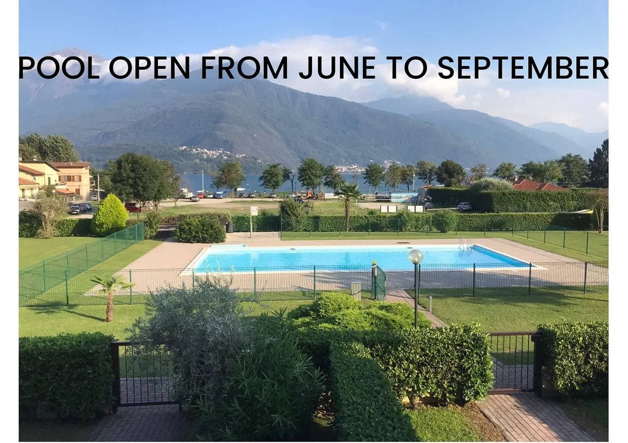 Foto 2 von 27: Ferienwohnung „Casa Vacanze Vigna del Lago“ mit Seeblick, Pool und WLAN