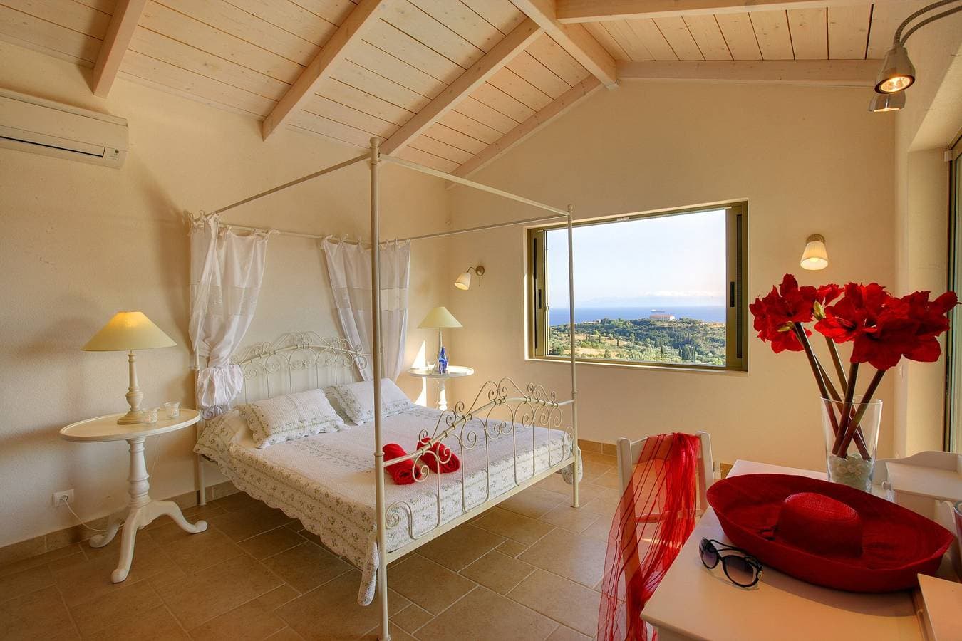 Foto 9 von 28: Villa 'Nautilos Ideales Resort' mit Meerblick, WLAN und Klimaanlage