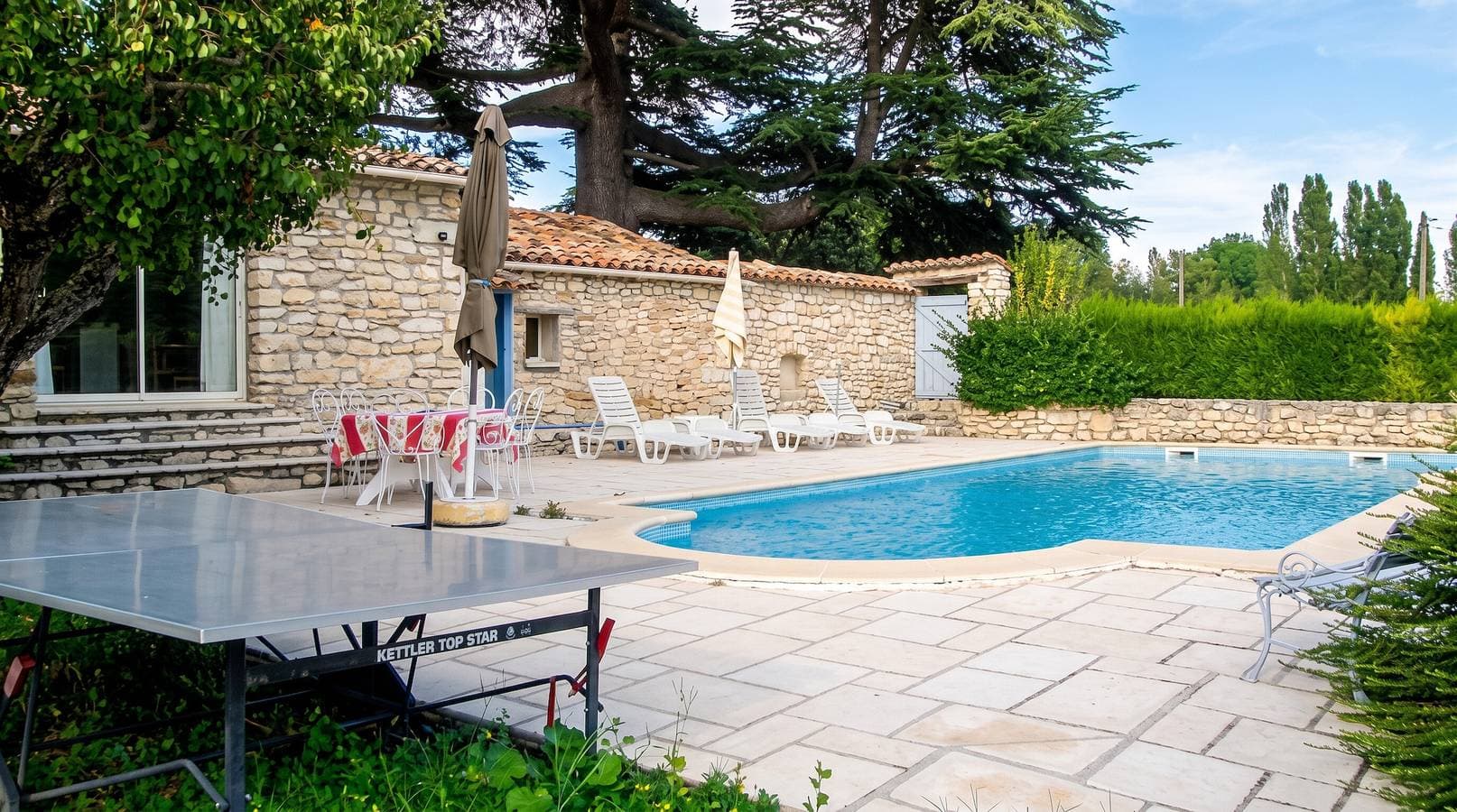 Charmante Villa in Dauphin mit privatem Pool 1