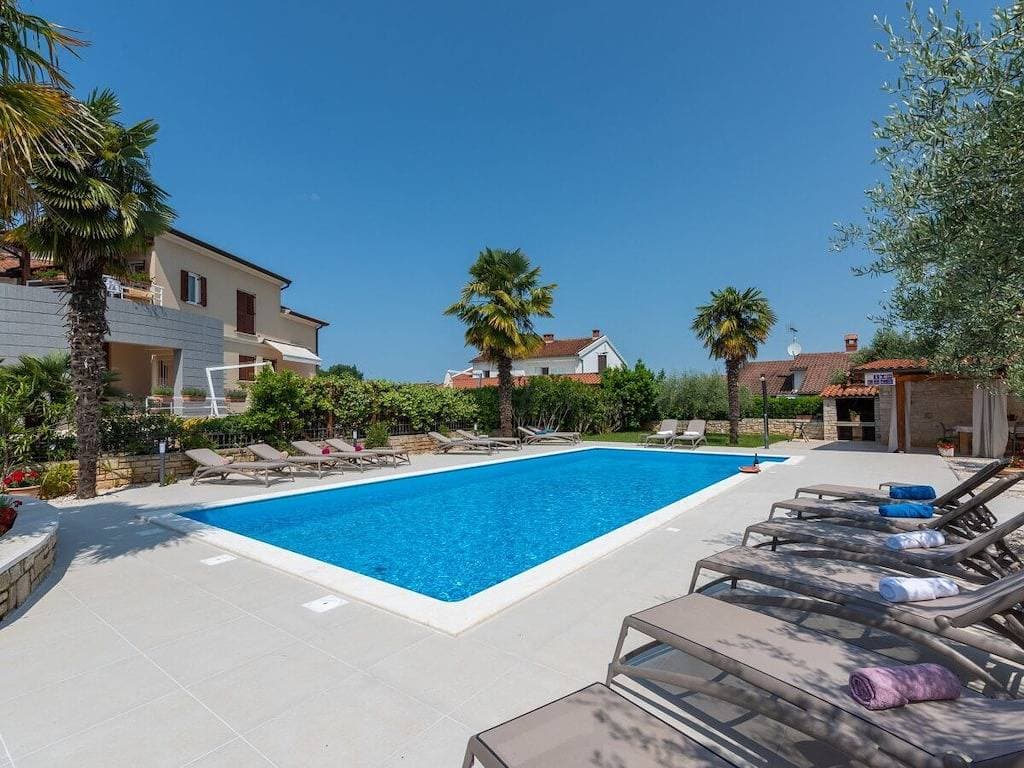 Foto 5 von 21: Ferienwohnung in Porec mit Schwimmbecken